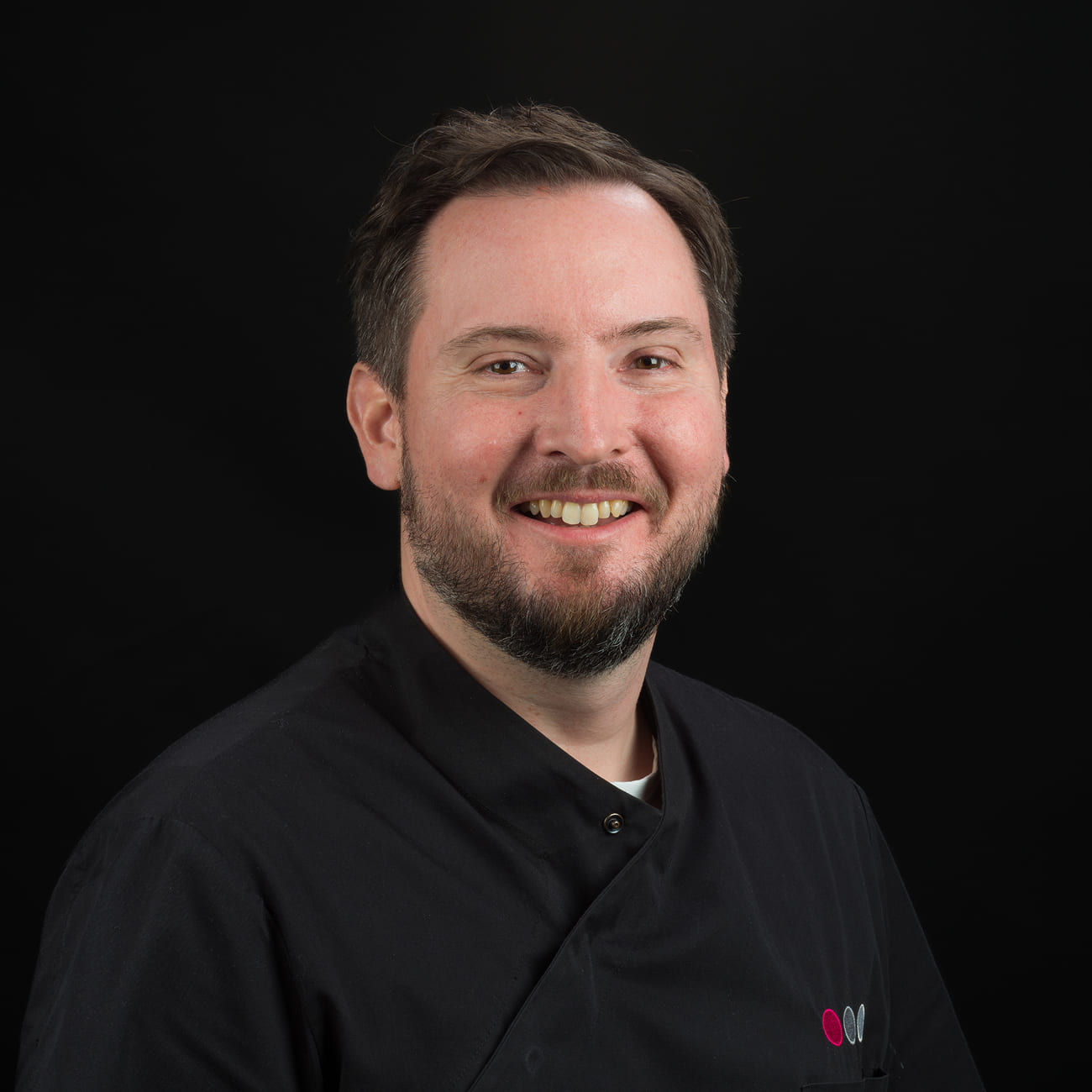 izv. prof. dr. sc. Domagoj Vražić, specijalist stomatološke parodontologije u poliklinici Aesthetica Zagreb