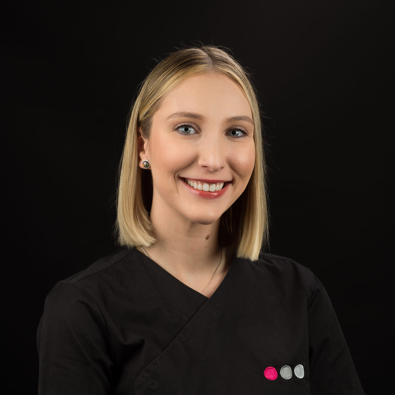 Dr. med. dent., specijalist stomatološke protetike u poliklinici Aesthetica u Zagrebu